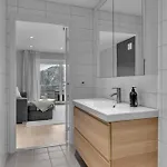 Northstay - The Arctic Pearl, House With 4 Bedrooms And 2 Bathrooms