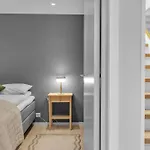 Northstay - The Arctic Pearl, House With 4 Bedrooms And 2 Bathrooms 펜션 *