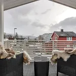 Northstay - The Arctic Pearl, House With 4 Bedrooms And 2 Bathrooms 펜션
