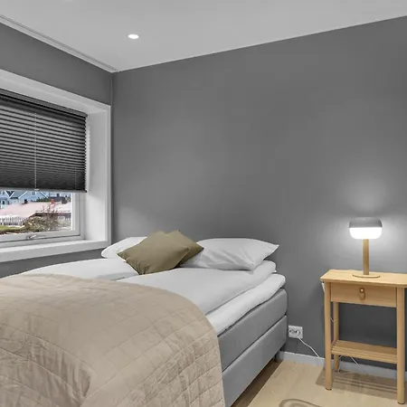 Northstay - The Arctic Pearl, House With 4 Bedrooms And 2 Bathrooms 펜션 트롬쇠