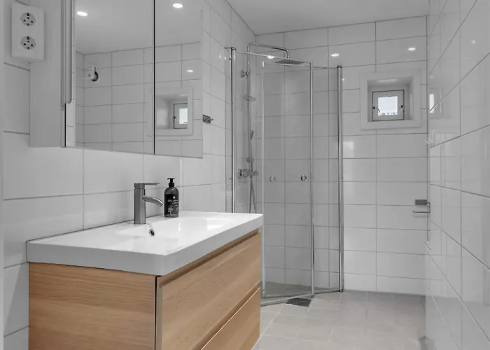 Northstay - The Arctic Pearl, House With 4 Bedrooms And 2 Bathrooms *