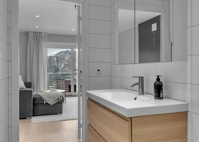 Northstay - The Arctic Pearl, House With 4 Bedrooms And 2 Bathrooms