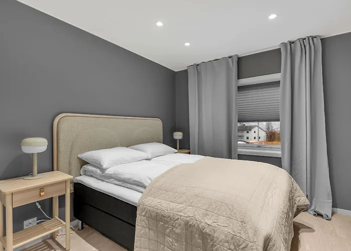 Casa de Férias Northstay - The Arctic Pearl, House With 4 Bedrooms And 2 Bathrooms Tromsø