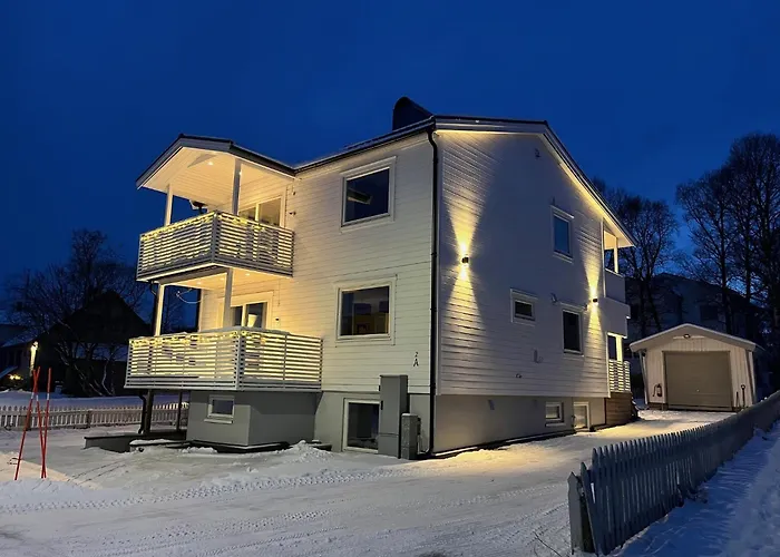 Northstay - The Arctic Pearl, House With 4 Bedrooms And 2 Bathrooms * Tromsø
