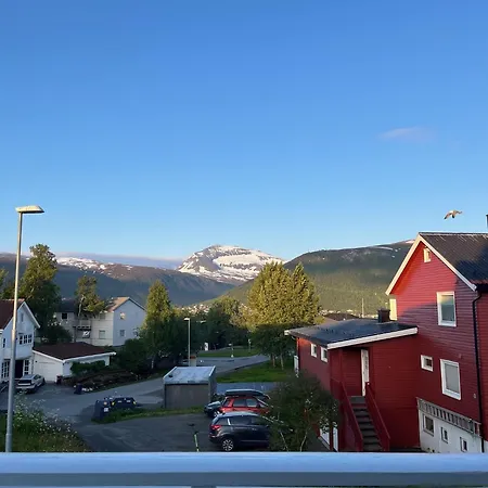 Northstay - The Arctic Pearl, House With 4 Bedrooms And 2 Bathrooms Feriehus Tromsø