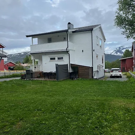 Feriehus Northstay - The Arctic Pearl, House With 4 Bedrooms And 2 Bathrooms Tromsø